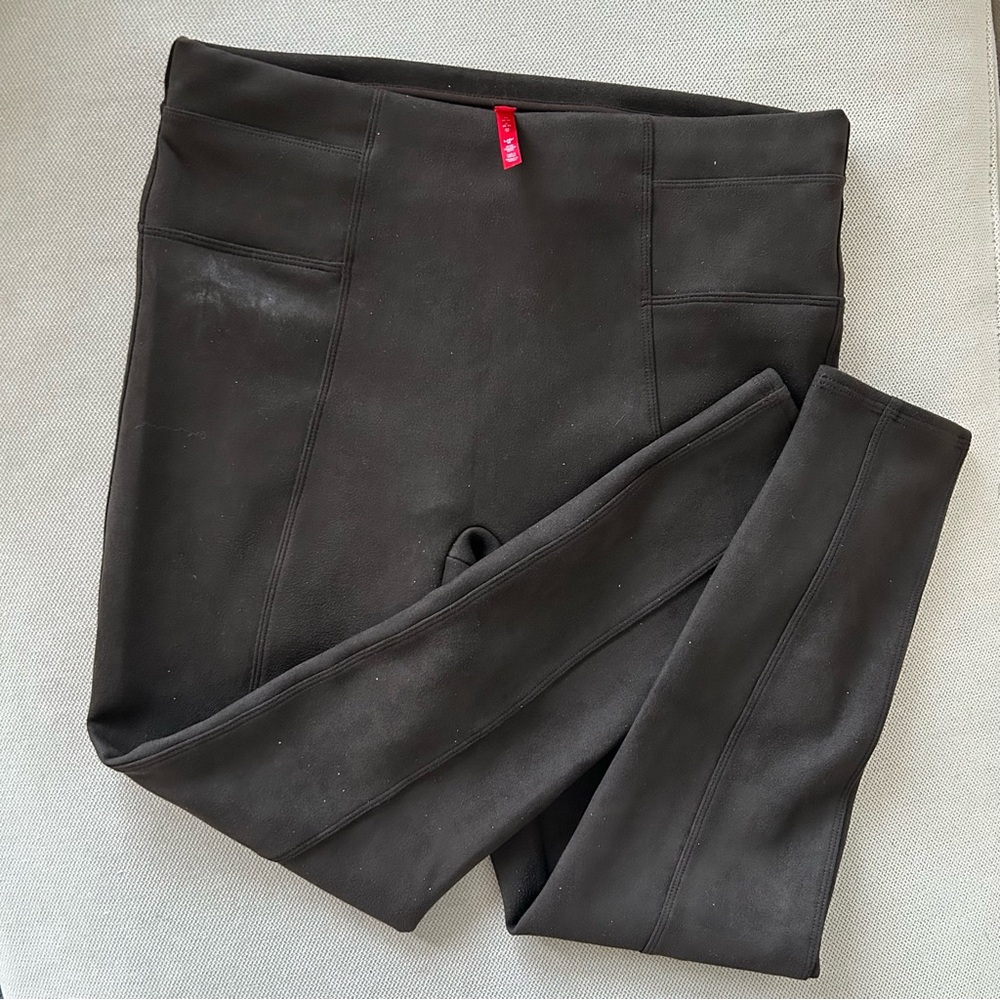 SPANX Faux Suède Leggings